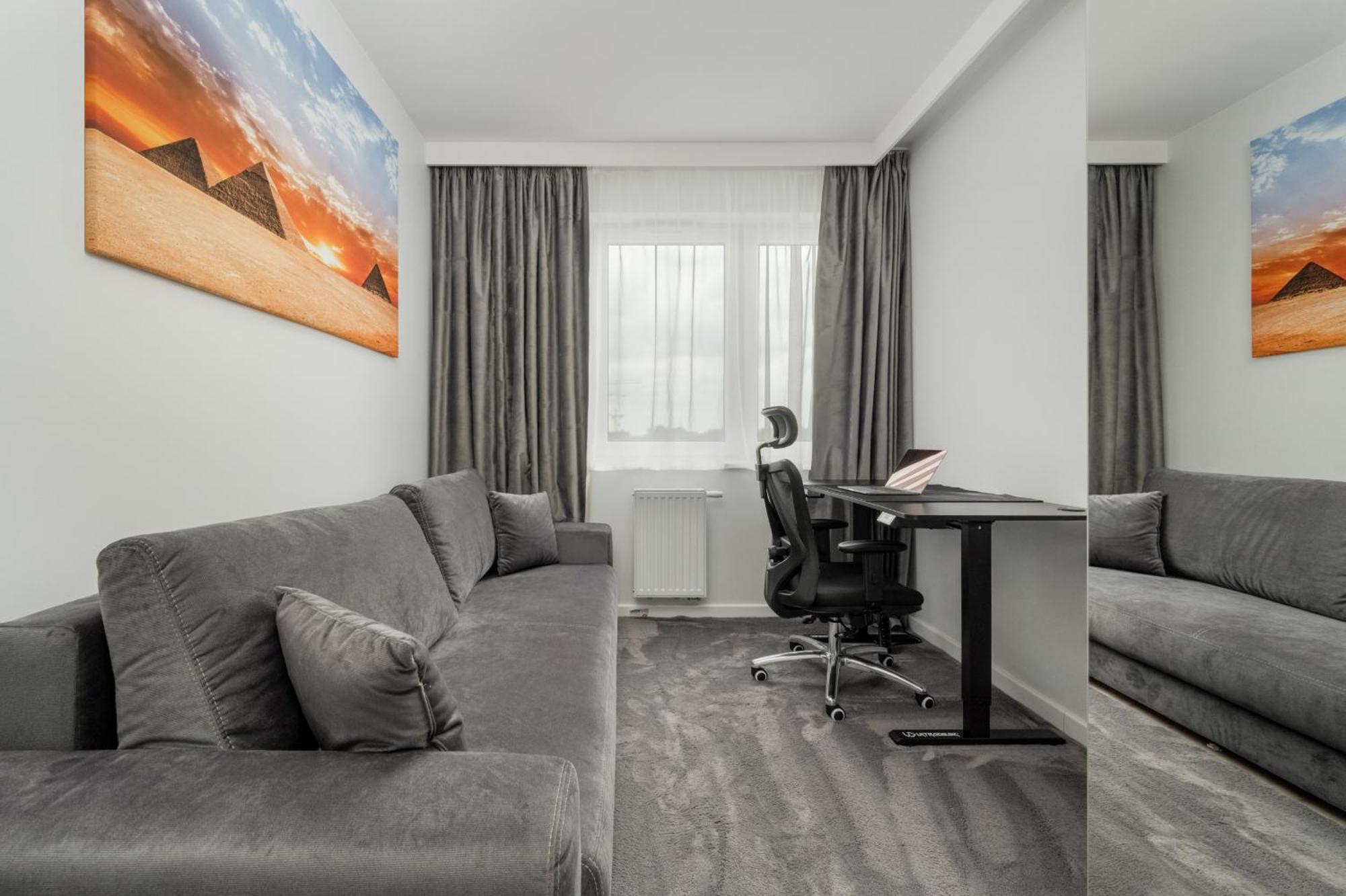 Luksusowy Apartament Z 3 Sypialniami, Klimatyzacja, Parkingiem I Biurkiem We Wroclawiu By Renters Prestige Exterior photo