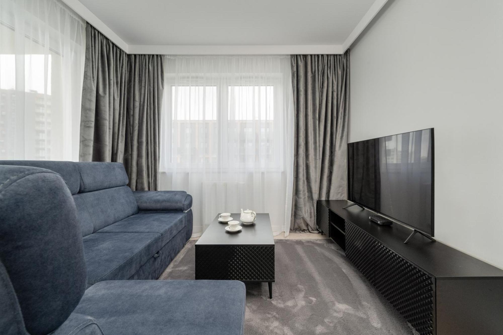 Luksusowy Apartament Z 3 Sypialniami, Klimatyzacja, Parkingiem I Biurkiem We Wroclawiu By Renters Prestige Exterior photo